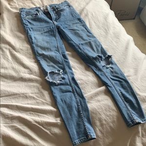 Free People Jeans w/ Holes in the Knee